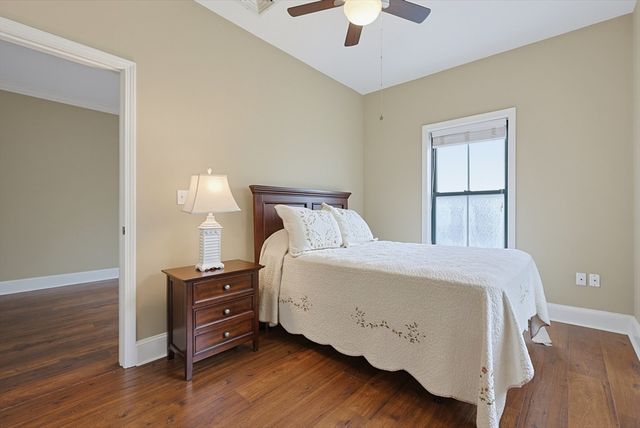 426 Mount Hope St 308, North Attleboro, MA 02760