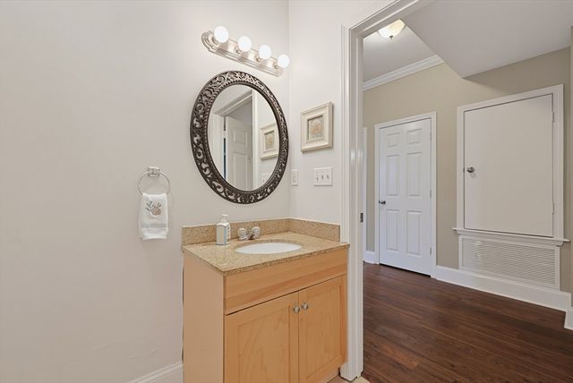 426 Mount Hope St 308, North Attleboro, MA 02760