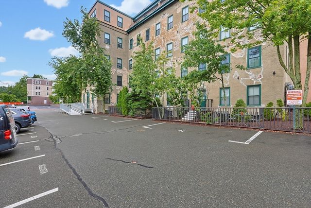 426 Mount Hope St 308, North Attleboro, MA 02760
