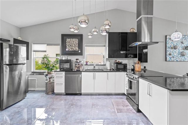 13119 Tall Pine CIR, Fort Myers, FL 33907