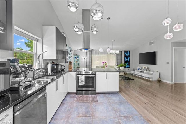13119 Tall Pine CIR, Fort Myers, FL 33907