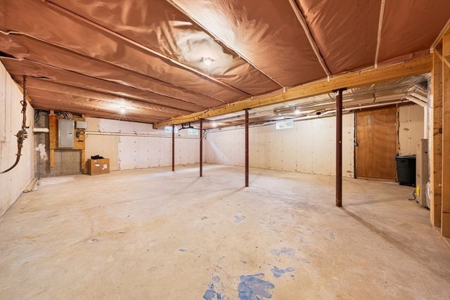 12 Horton Ln, Billerica, MA 01821