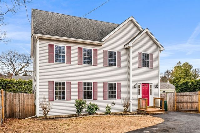 12 Horton Ln, Billerica, MA 01821