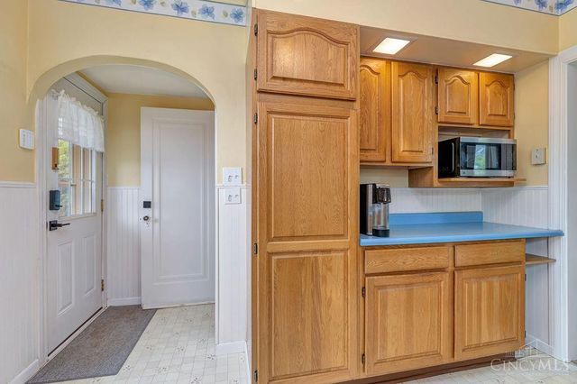 4022 Walter Avenue, Cincinnati, OH 45211
