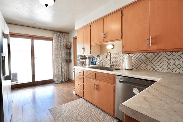 2819 Clark Place, Eau Claire, WI 54701