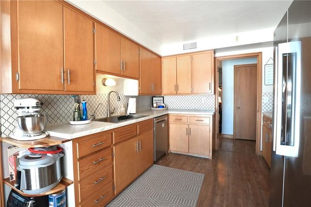 2819 Clark Place, Eau Claire, WI 54701