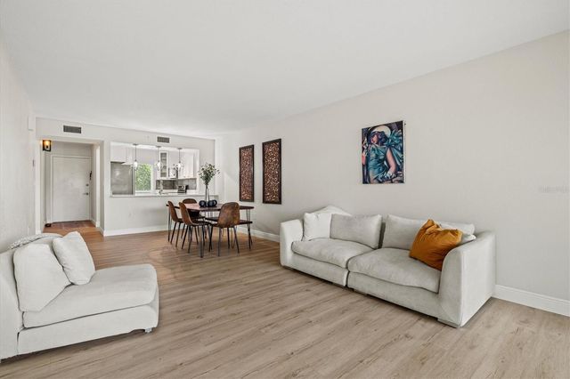 3053 TAYWOOD MEADOWS 3, Sarasota, FL 34235