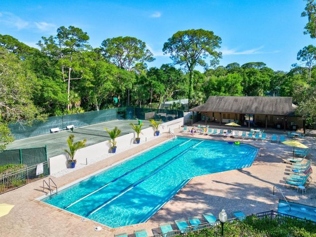 3053 TAYWOOD MEADOWS 3, Sarasota, FL 34235