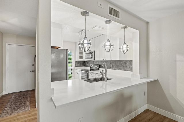 3053 TAYWOOD MEADOWS 3, Sarasota, FL 34235