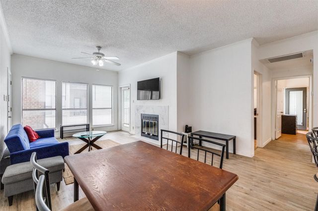 807 W 25th ST 214, Austin, TX 78705