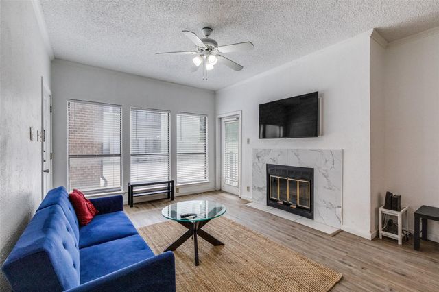 807 W 25th ST 214, Austin, TX 78705