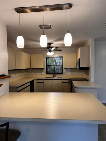 51 Meadows Drive 51, Boynton Beach, FL 33436