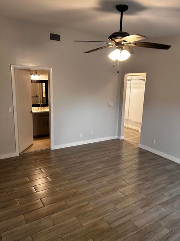 51 Meadows Drive 51, Boynton Beach, FL 33436