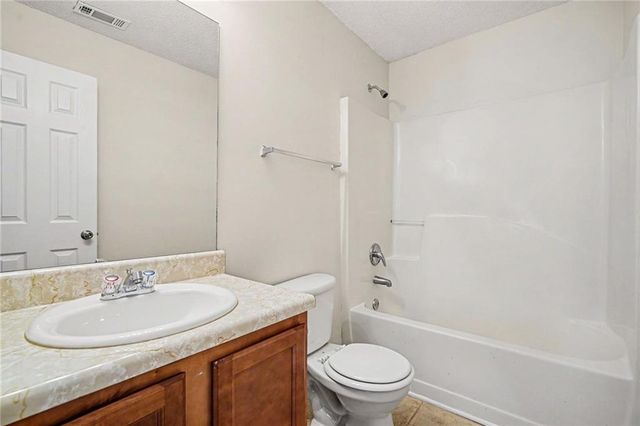 10732 James Drive, Jonesboro, GA 30238