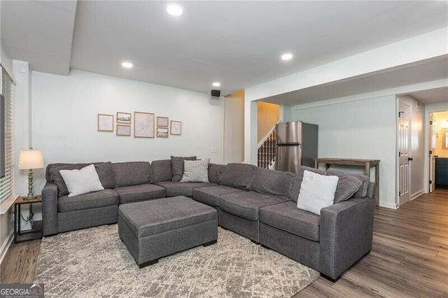 100 Cobblestone Way, Alpharetta, GA 30009