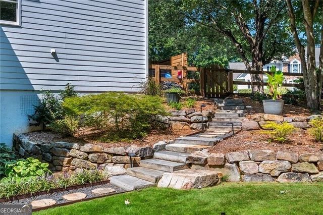 100 Cobblestone Way, Alpharetta, GA 30009