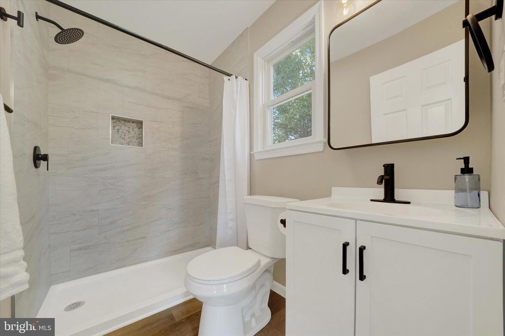Image 14 of property listing at 11054 AUSTIN LN, Worton, MD 21678