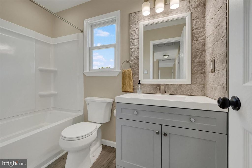 Image 19 of property listing at 11054 AUSTIN LN, Worton, MD 21678