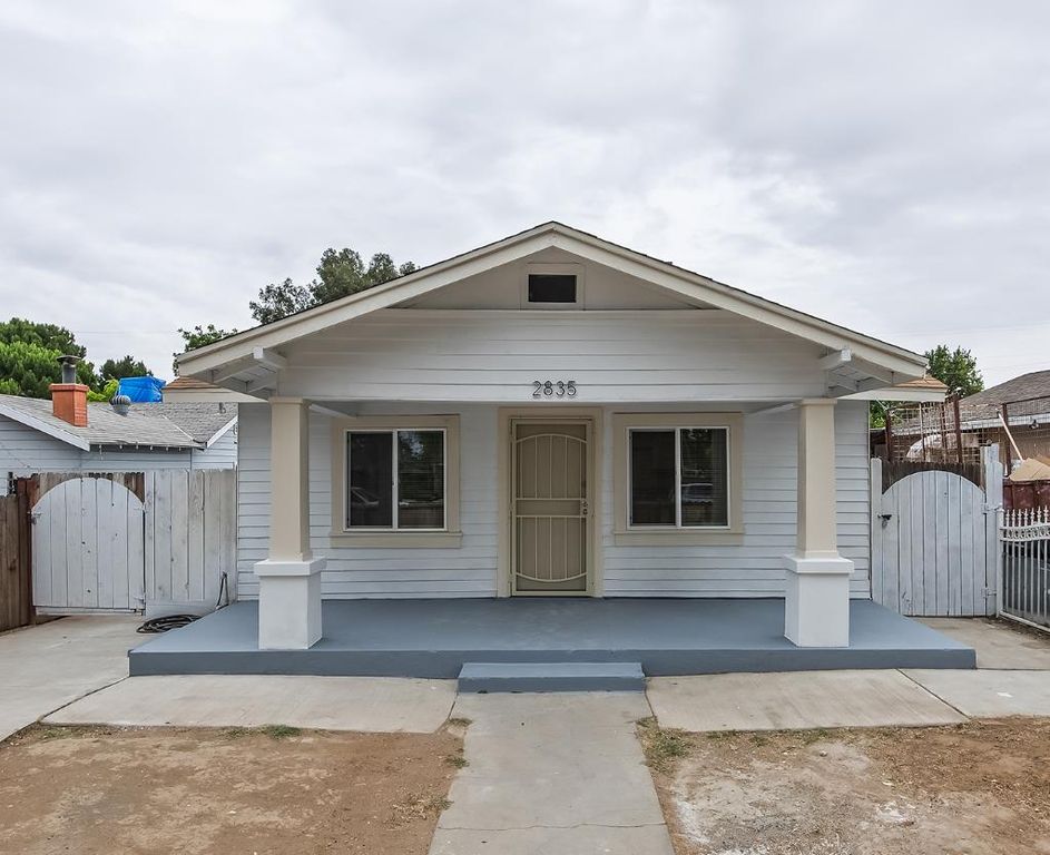 Image 1 of property listing at 2835 E Tyler Avenue, Fresno, CA 93701