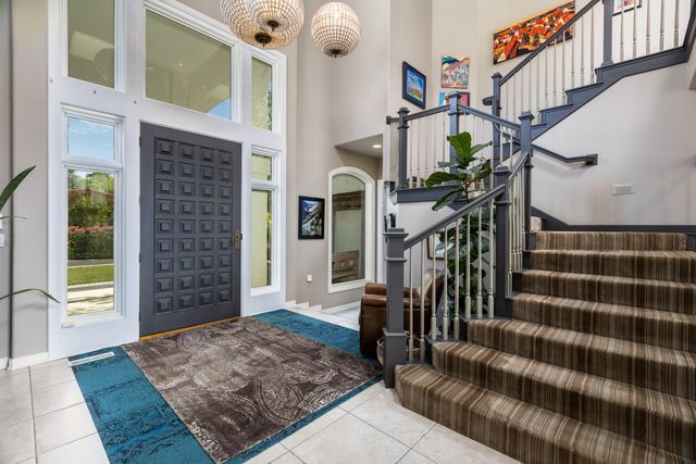 6513 Meadow Hills Street NE, Albuquerque, NM 87111