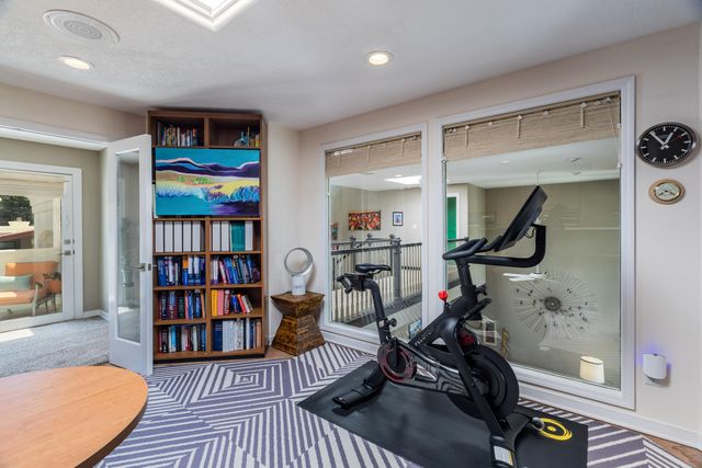 6513 Meadow Hills Street NE, Albuquerque, NM 87111