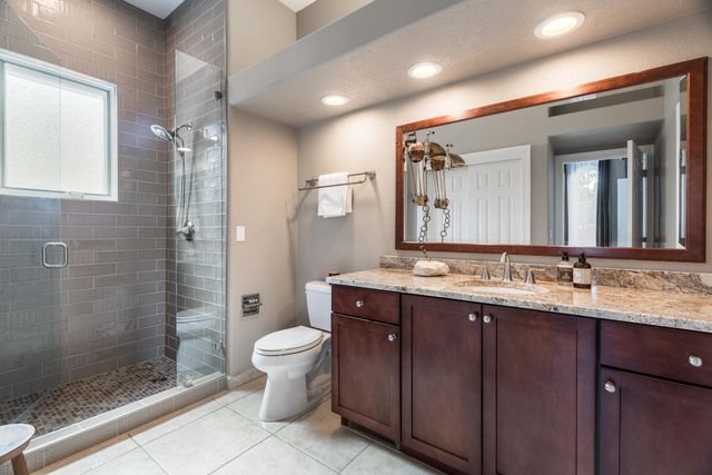 6513 Meadow Hills Street NE, Albuquerque, NM 87111