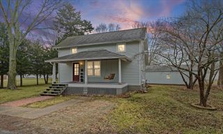 805 W Blaine Street, Monticello, IL 61856