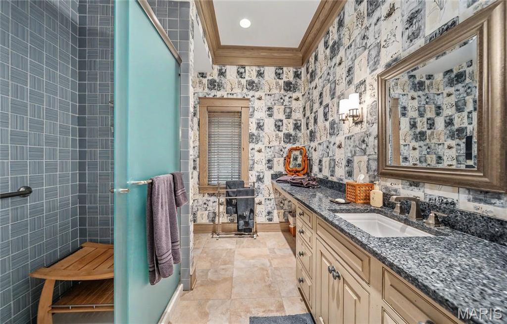 Image 33 of property listing at 1474 CR 725 E, Sullivan, IL 61951