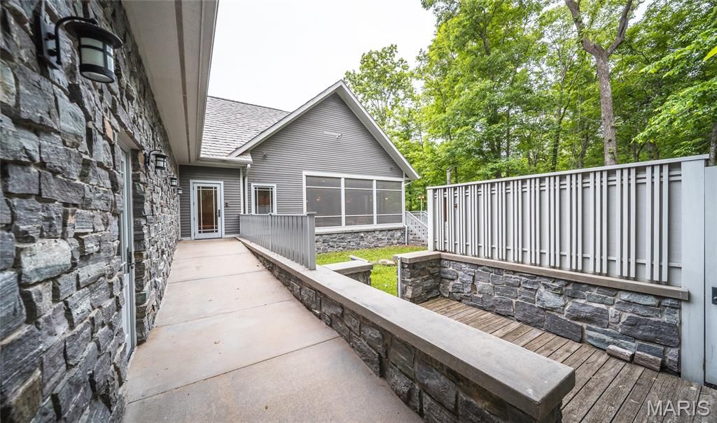 Image 59 of property listing at 1474 CR 725 E, Sullivan, IL 61951