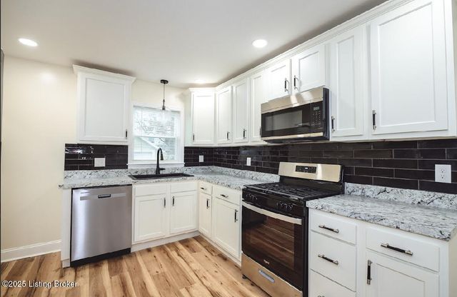 2107 Ratcliffe Ave, Louisville, KY 40210