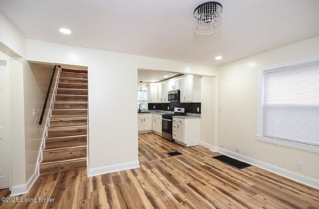 2107 Ratcliffe Ave, Louisville, KY 40210