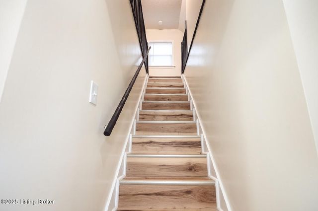 2107 Ratcliffe Ave, Louisville, KY 40210