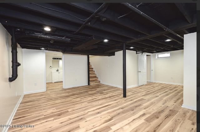 2107 Ratcliffe Ave, Louisville, KY 40210