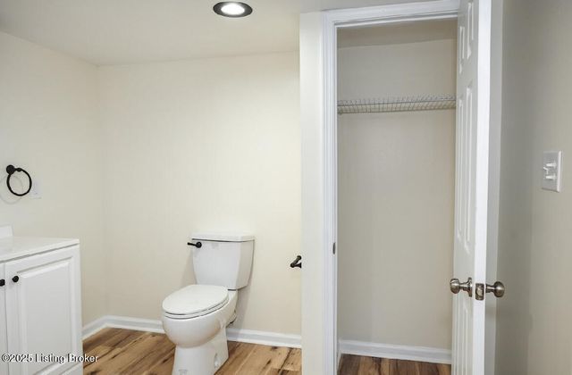 2107 Ratcliffe Ave, Louisville, KY 40210