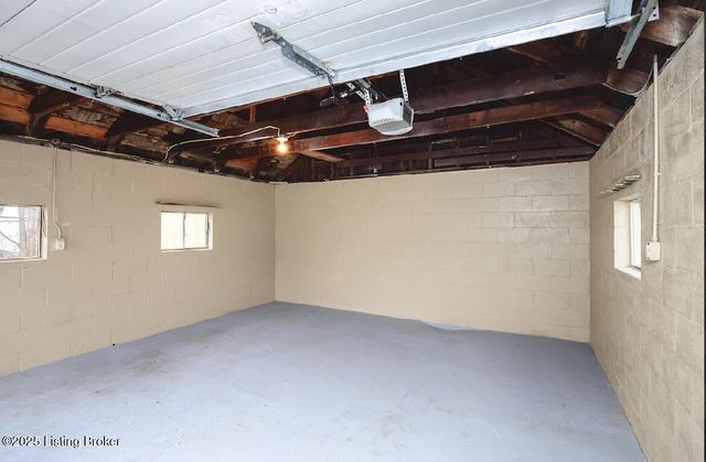 2107 Ratcliffe Ave, Louisville, KY 40210