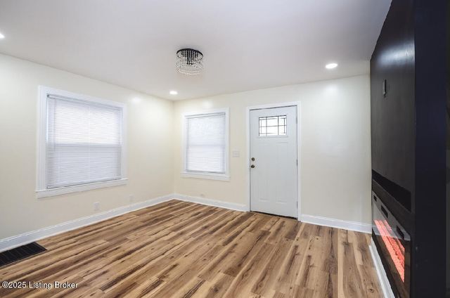 2107 Ratcliffe Ave, Louisville, KY 40210