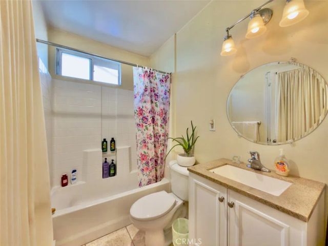 11454 Sunburst Street, Sylmar, CA 91342