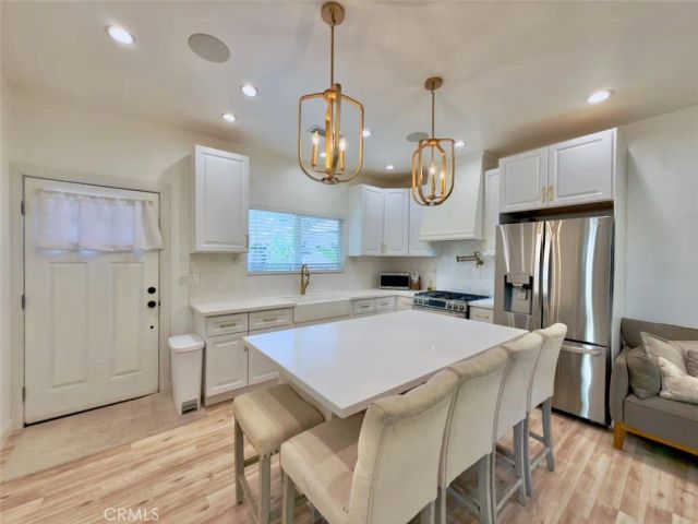 11454 Sunburst Street, Sylmar, CA 91342