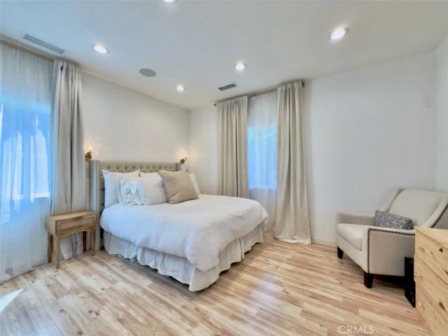 11454 Sunburst Street, Sylmar, CA 91342