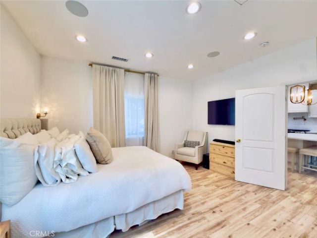 11454 Sunburst Street, Sylmar, CA 91342