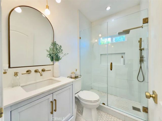 11454 Sunburst Street, Sylmar, CA 91342