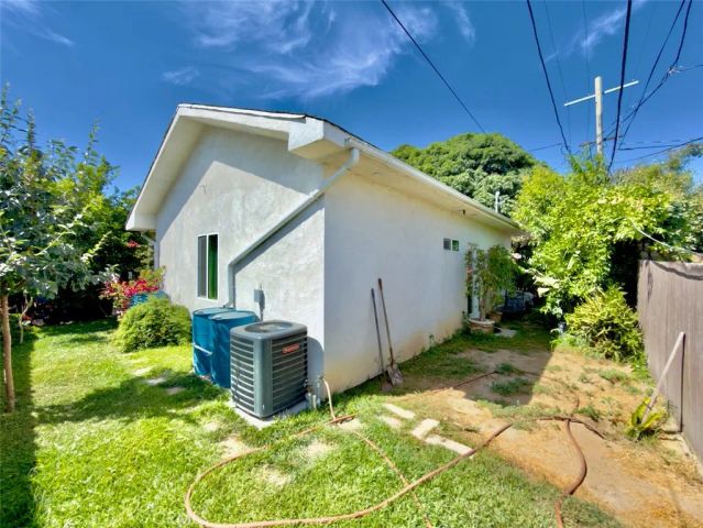 11454 Sunburst Street, Sylmar, CA 91342