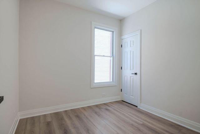 2250 N Kostner Avenue, Chicago, IL 60639