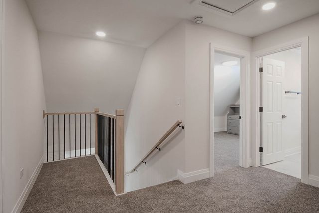 2250 N Kostner Avenue, Chicago, IL 60639