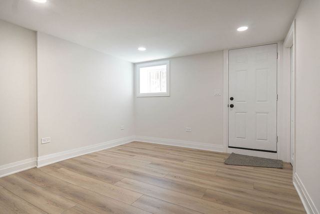 2250 N Kostner Avenue, Chicago, IL 60639