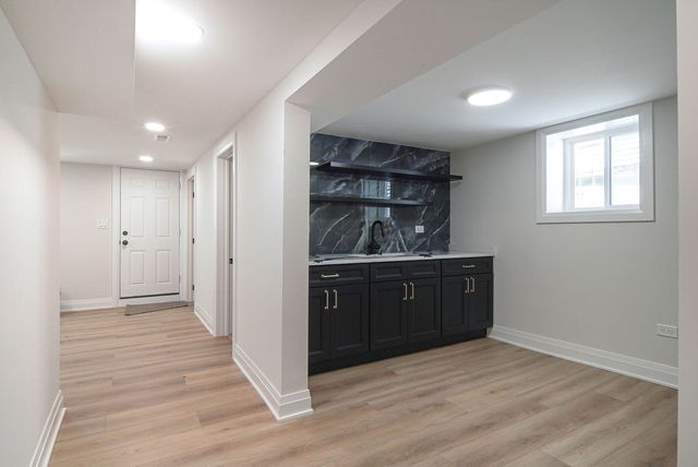 2250 N Kostner Avenue, Chicago, IL 60639