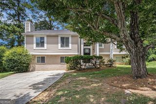 2039 RAINTREE Place, Lithonia, GA 30058