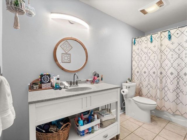 2856 Scarlett Dr, Lake Charles, LA 70611