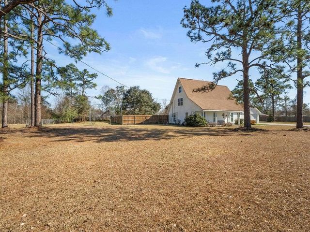 2856 Scarlett Dr, Lake Charles, LA 70611