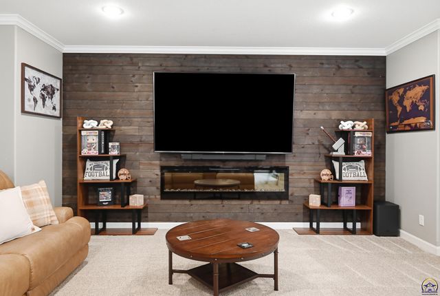 4108 SW Postoak DR, Topeka, KS 66610